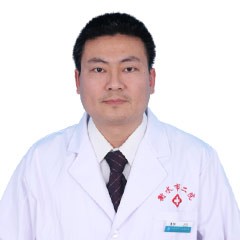 李欣