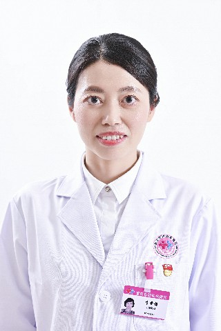 李雪梅