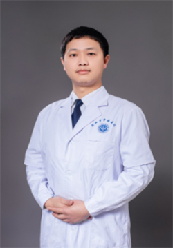 李强