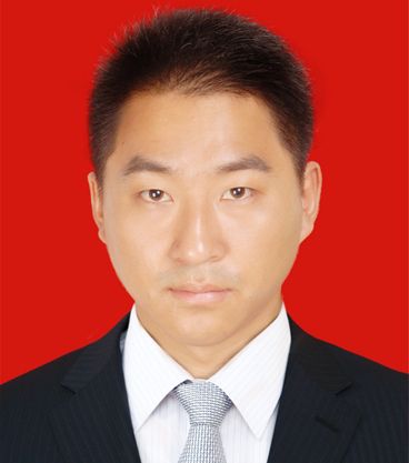 李威振