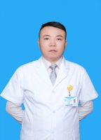 王飞