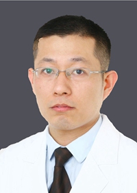 尤飞