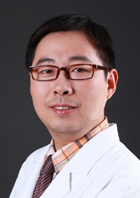 李东