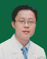 李泽伟