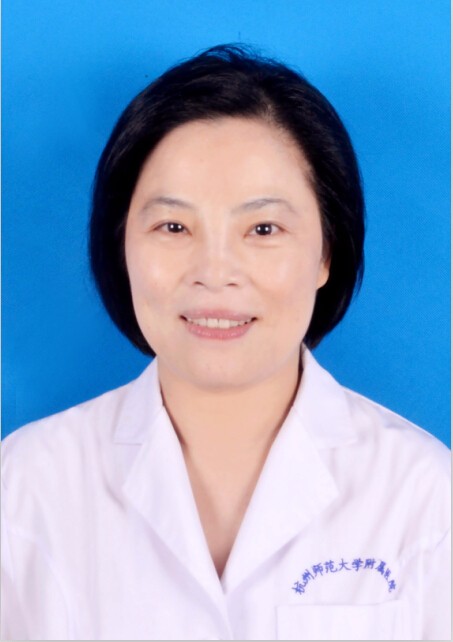 吕群