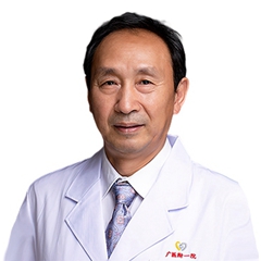 李君