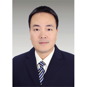 杨薪博