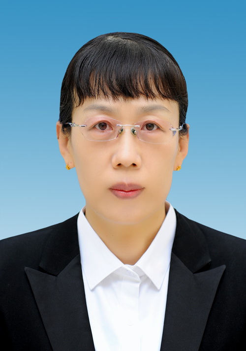 李玲