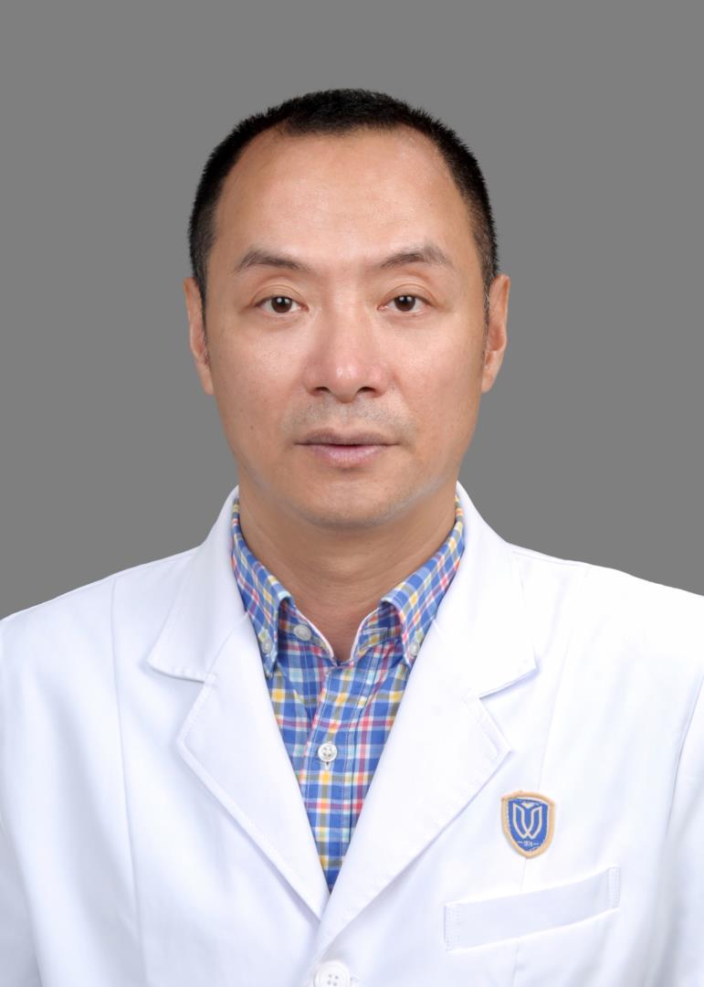 潘骏