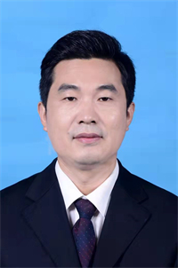 杨清峰