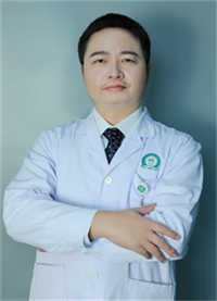 李强