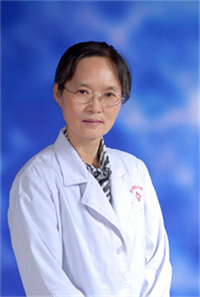 何玲