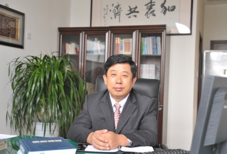 王强