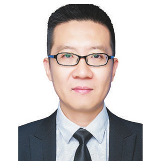潘纯