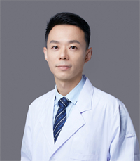 何逸康