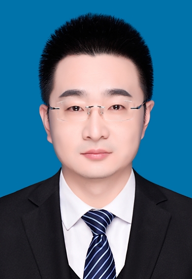 谭栋