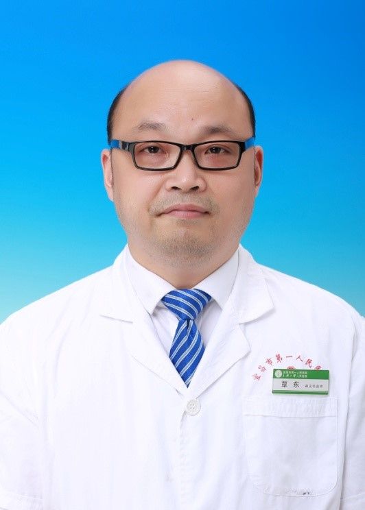 覃东