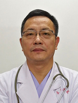 王彤