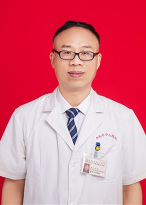 李玮