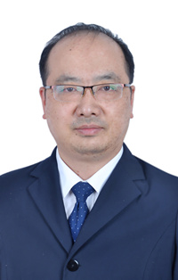 董英豪