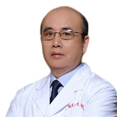 黄伟华