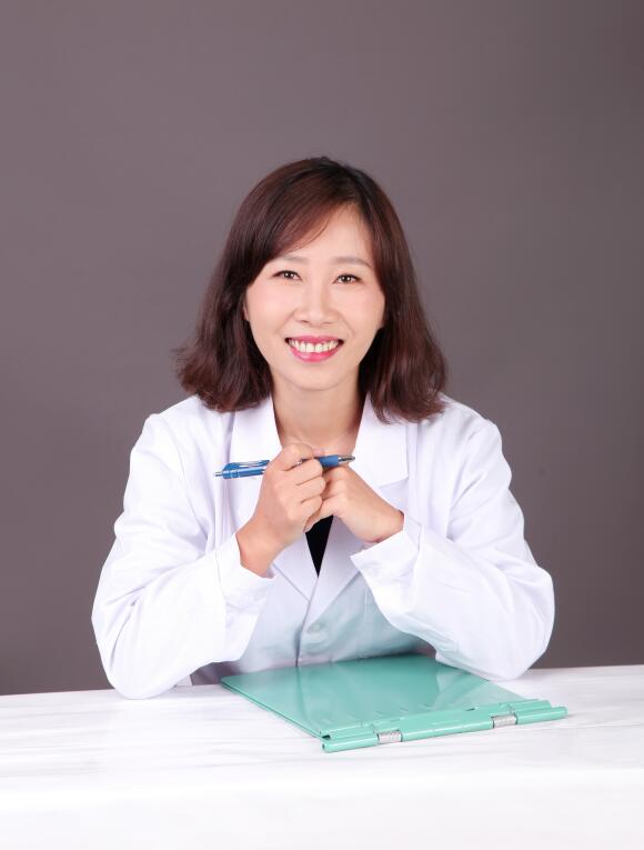 李碧