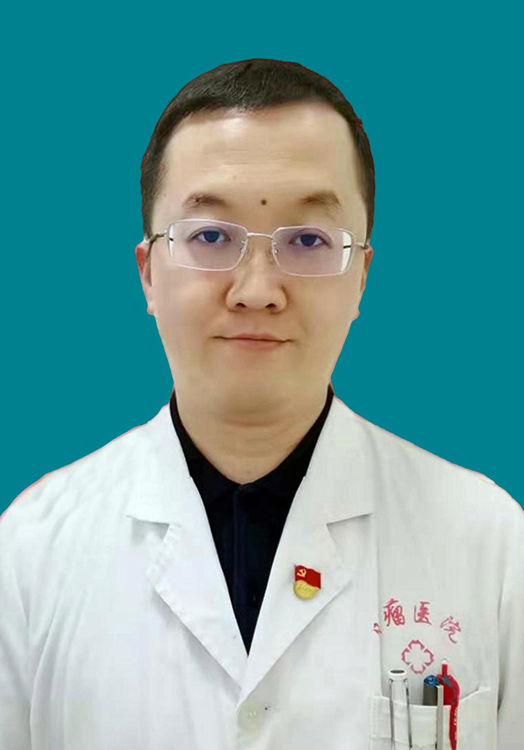 展翼翼
