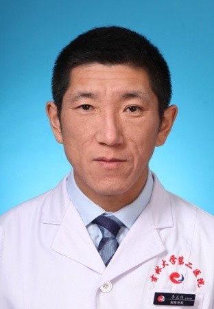 李正伟