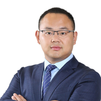 华伟伟