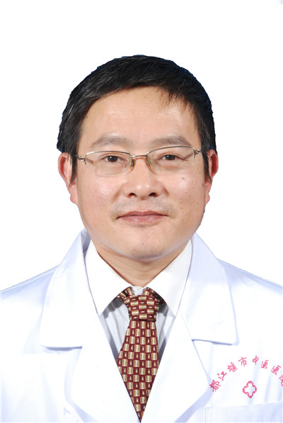 李建国