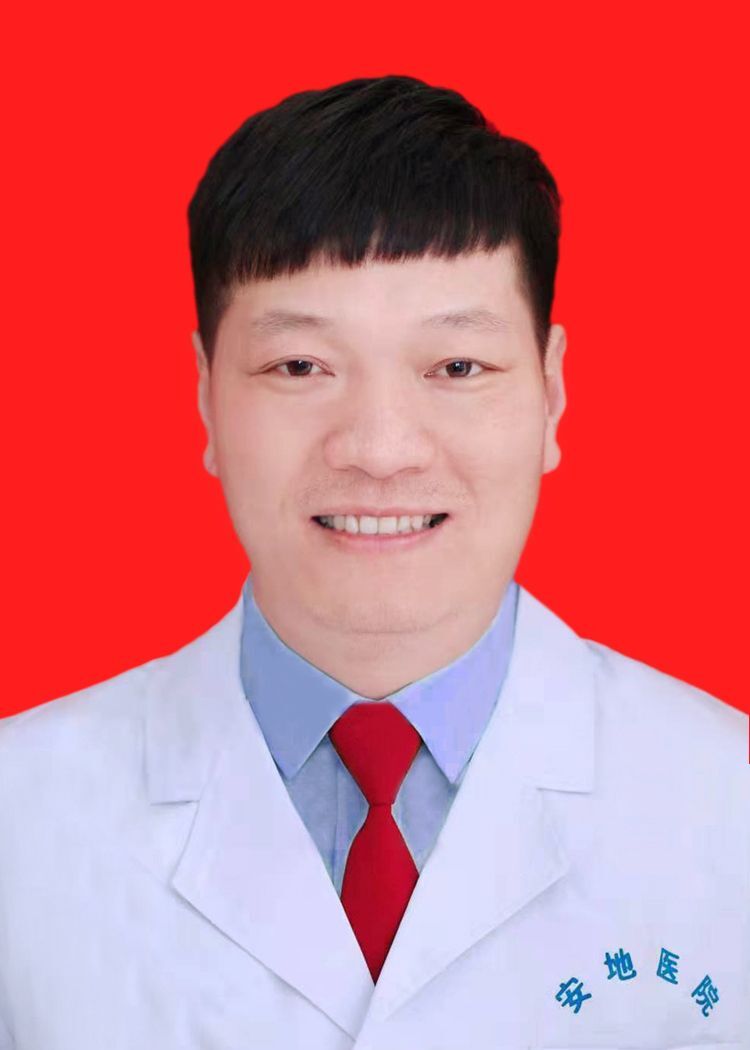 杨吉荣