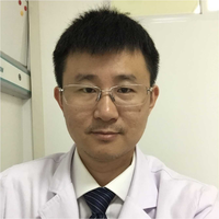 董健