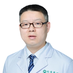 何跃
