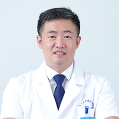 王英磊