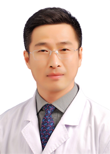李志伟