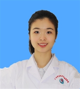 李盈君