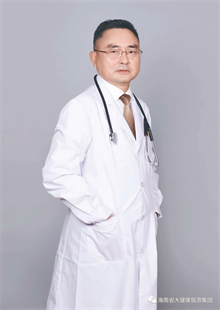 向伟