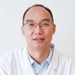 王斌