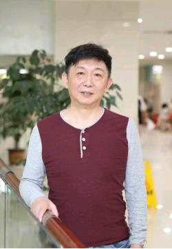 顾左宁