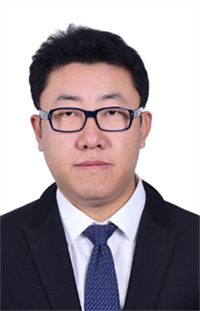 袁春