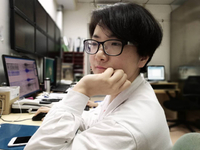 郭静