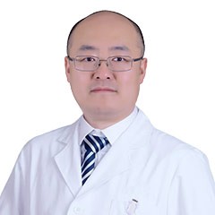 王炜