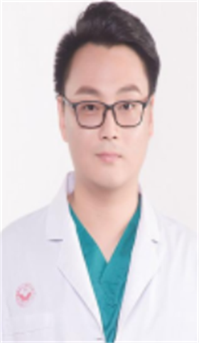 李晨