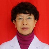 李英伟