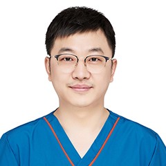 邱忠志