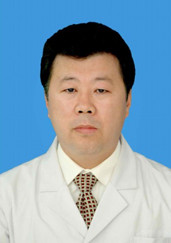杨铁峥