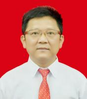 陈立