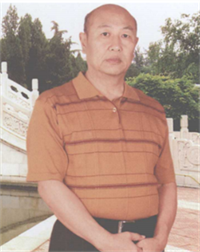 介霭