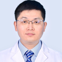 李亚伟