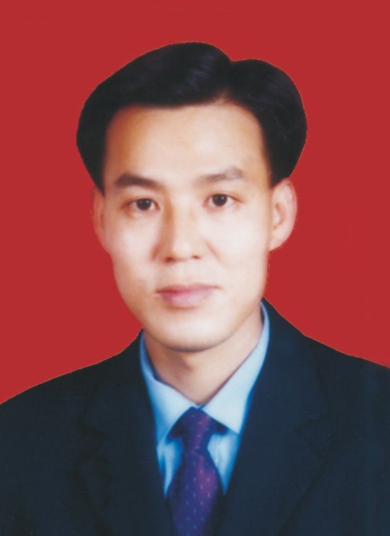凌亚兴